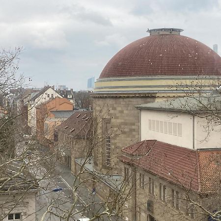 Ueber Den Daechern Von Offenbach エクステリア 写真