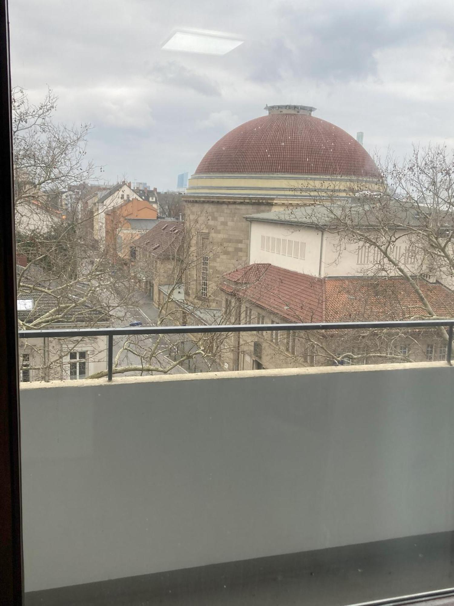 Ueber Den Daechern Von Offenbach エクステリア 写真